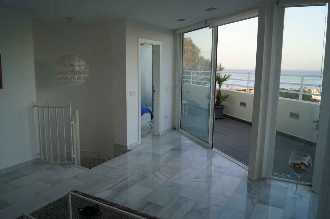 Costabella Penthouse Apartment Marbella Bagian luar foto