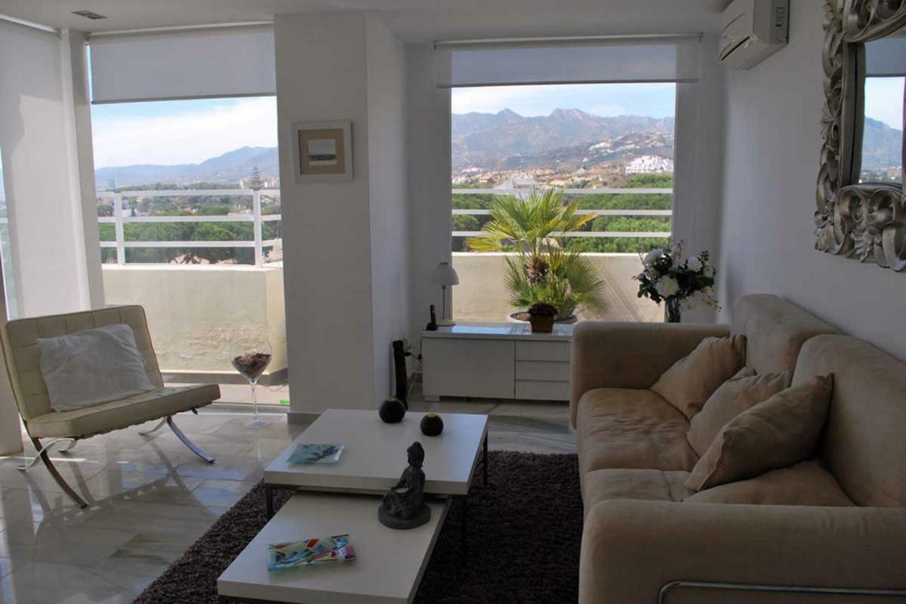 Costabella Penthouse Apartment Marbella Bagian luar foto