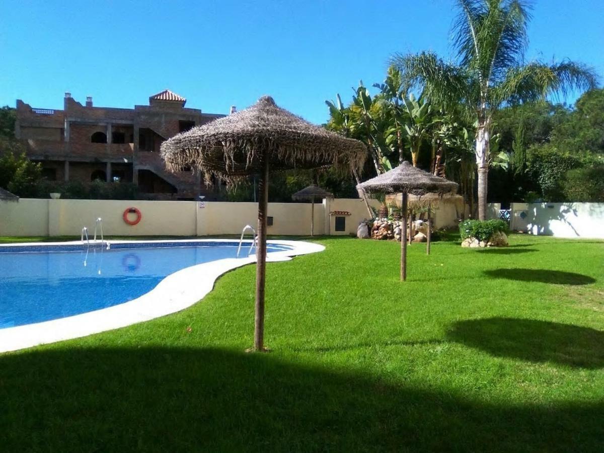 Costabella Penthouse Apartment Marbella Bagian luar foto